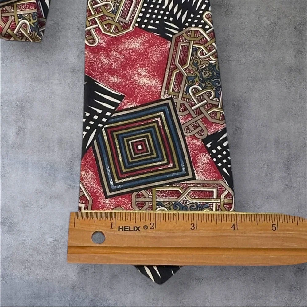 Patinni Union Made Silk Tie Red Black Geometric Pattern‎ Vintage Neckwear USA